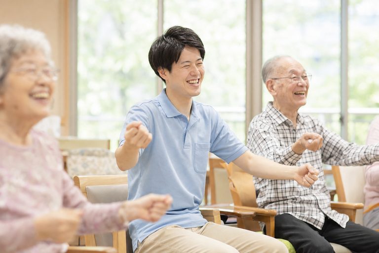 デイサービスで働く介護職